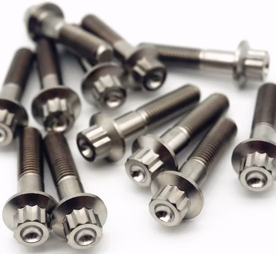 Boulon de jante fendu de moyeu de roue en acier allié de qualité 10.9 M7 * 32 M7 * 24, boulon à bride à 12 points en acier inoxydable SS304